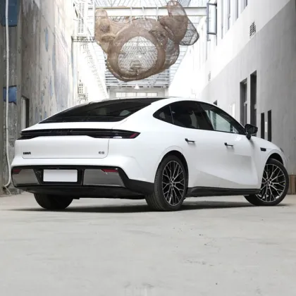 2024 Geely Galaxy E8 620KM Starship Version Car