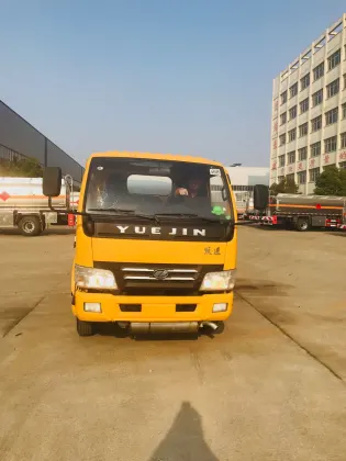 High-capacity oil tanker for YueJin