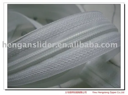 zipper /long chain zipper /nylon zipper