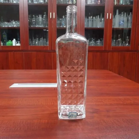 Square Thickness Glass Liquor Bottle Clear Glass Bottle For Vodka 1 Liter