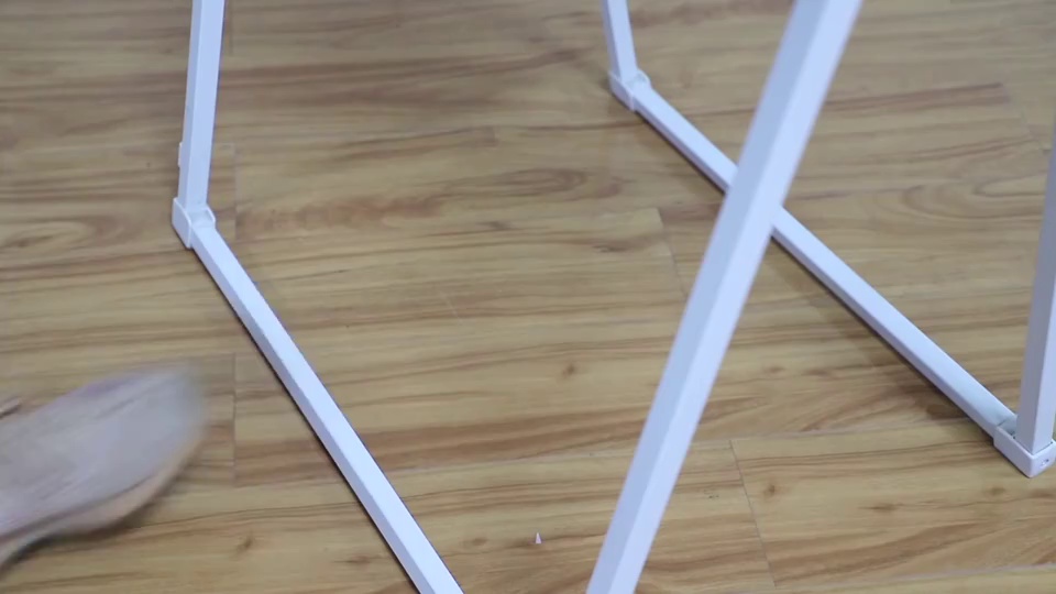 975*660mm Portable Tripod Flipchart