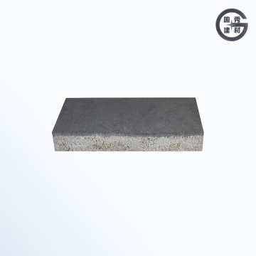 Текстурированная темно-серая тротуарная плитка для подъездных дорог