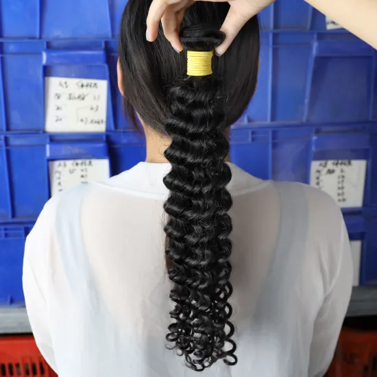 Wholesale Free Sample Malaysian Curly Hair Weaves  Bundles, Cuticle Aligned Hair Bundle Raw Virgin Bundle Hair Vendor