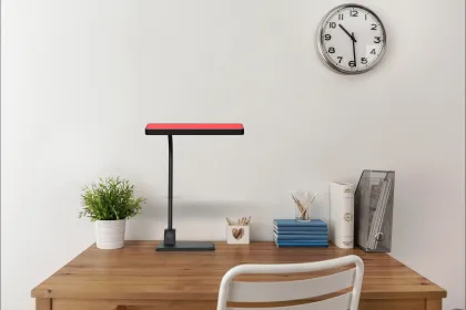 LED Charging Desk Lamp for Study Room Lighting