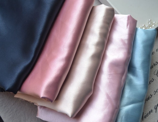 Luxury Chinese Pure 100% Mulberry Silk Bedding Set / Silk Bed Sheet