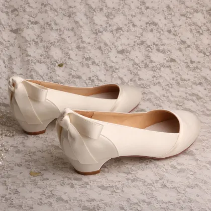 Small Heel Slip-on Wedge Heel Size 4 White Satin