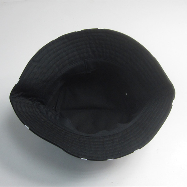 Sombrero negro superventas del cubo con la impresión blanca