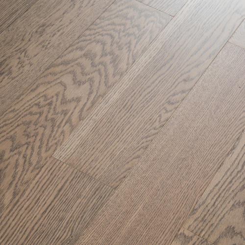 Wire-brushed Oak Engineered Wood Flooring