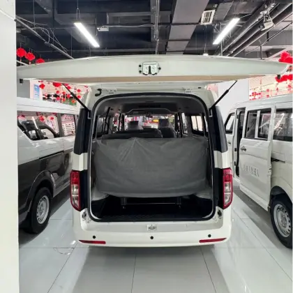 Chang'an Crossing Star V7 EV Minibus