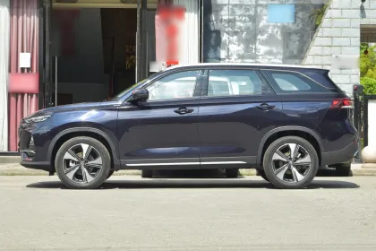 Changan AR Automobile 1.5T 188PS 7-Seater SUV with AUTOHOLD - Changan X7 Plus