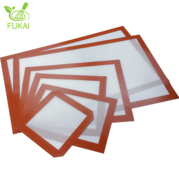 High Temperature Resistant Silicone Baking and Placemat for Kids' Baking Activities