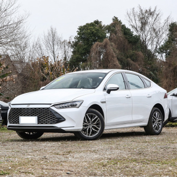 byd qin plus dm -i 120km中古車-2024名誉版をリードする安価なByd電気自動車をリードする "しかし、より良いSEOと読みやすさのために、この洗練されたバージョンを考慮してください：" 2024 byd qin plus dm -i 120km中古車 - 手頃な価格の名誉版電気車両