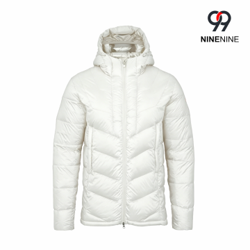 Veste isolée à capuche ultra légère et pliable