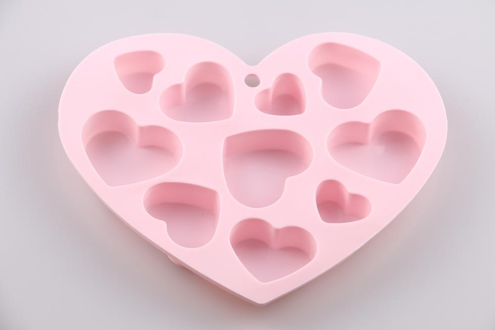 heart shaped cake mold