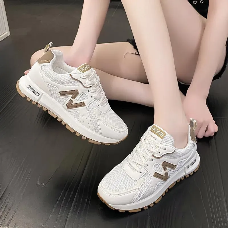 Lightweight Women's Sports Shoes