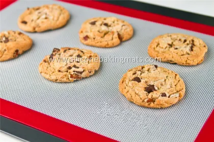 Red Silicone Baking Mat