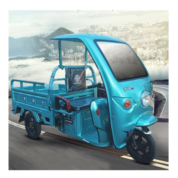 Triciclo elettrico con baldacchino semi-chiuso per la consegna del carico