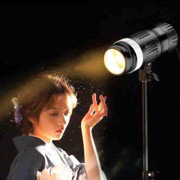 COB Fresnel Fokus LED Video Lampu: Output Tinggi, Bi-W-Color, dan Pilihan Bekalan Kuasa Dual