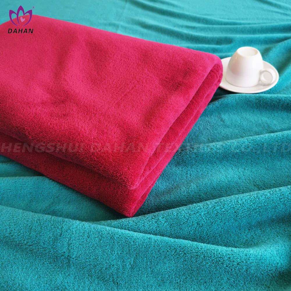 7029 Solid Color Coral Fleece Blanket 4