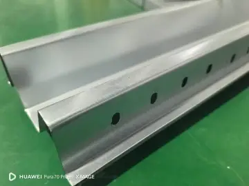 Steel waterproof M shaped channels in BIPV