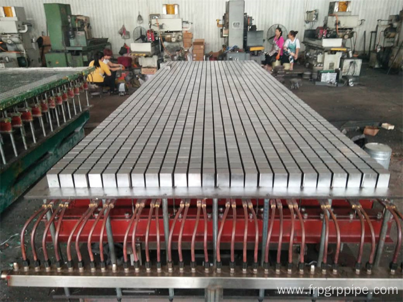 Frp grating machine for walkway platform grating producing