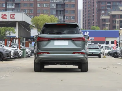 Top Affordable 2023 Plug-in Hybrid SUVs: SERES Landian E5 - A High-Speed Electric Car with Advanced Features