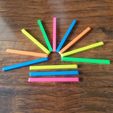 Colorful UHMWPE HDPE Long Sticks Round Hard Bars Plastic Solid Rods