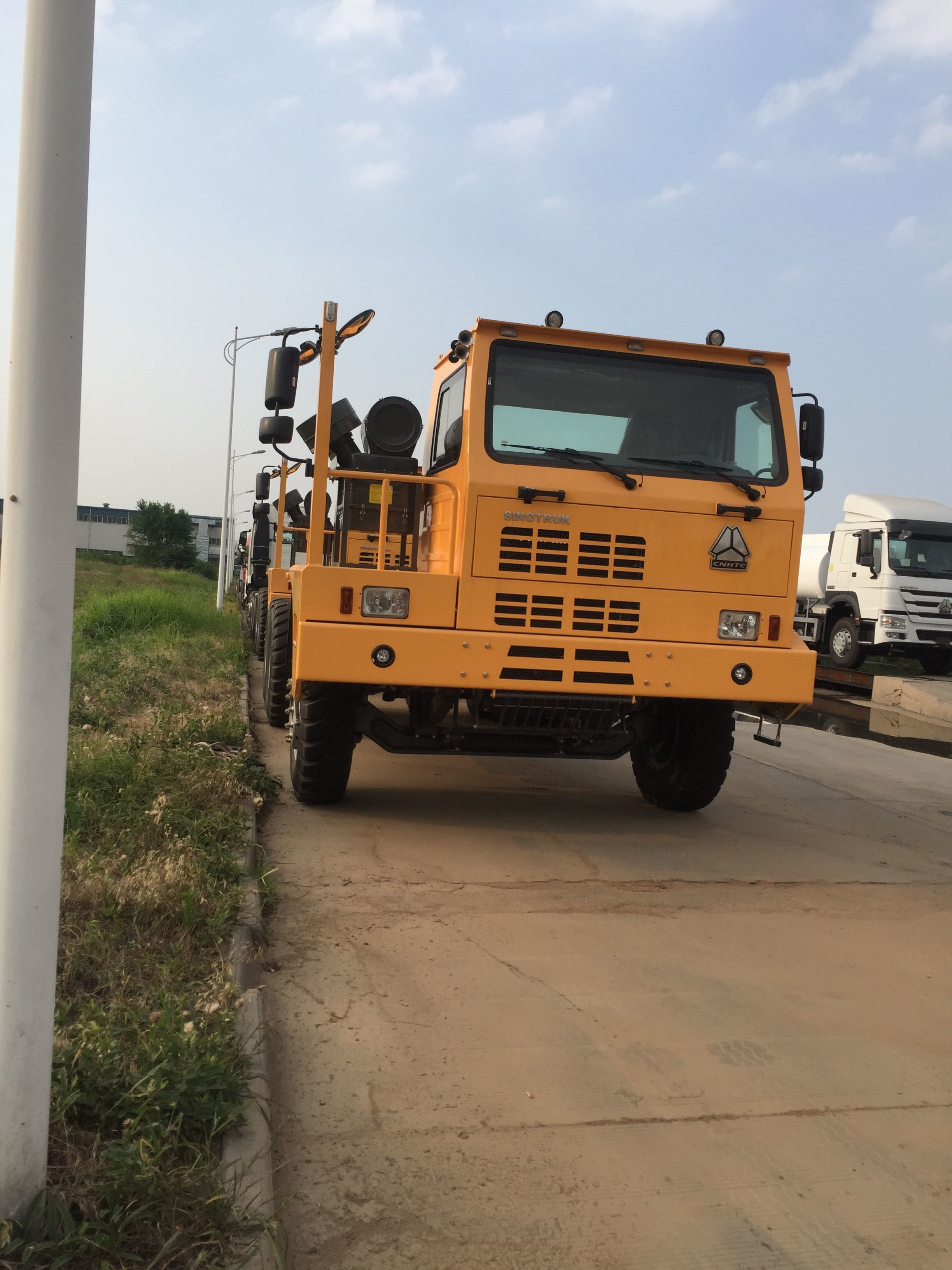 Mining dump truck