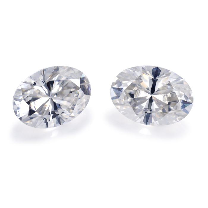 อัญมณี Moissanite สีขาวเจียระไนทรงรีขนาด 10x14 มม