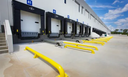 sectional overhead doors dock leveler