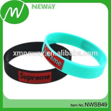 Various Styles of Fashion Silicone Hand Bracelet