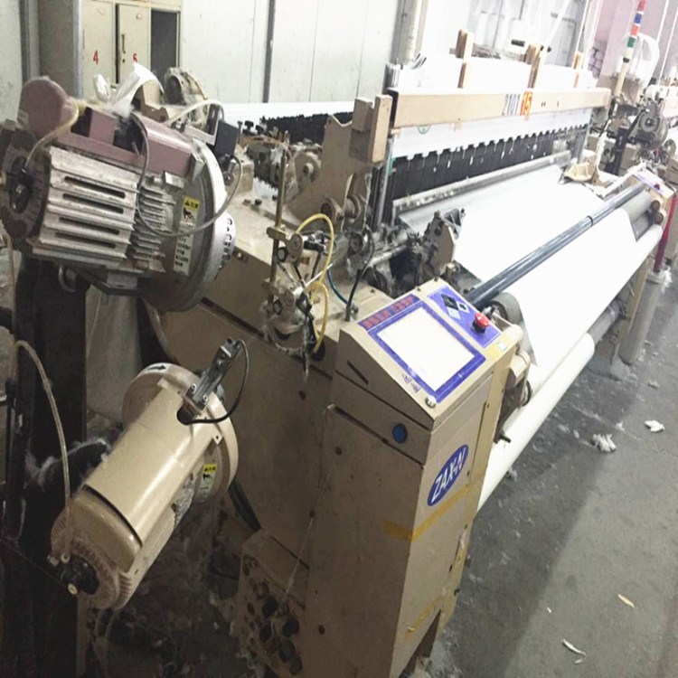 Cam double jet air jet loom