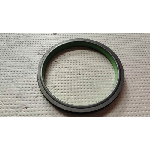 Crankshaft Seal VOE21779548 For A40G heavy genuine