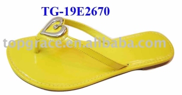 TG-19E2670 slipper