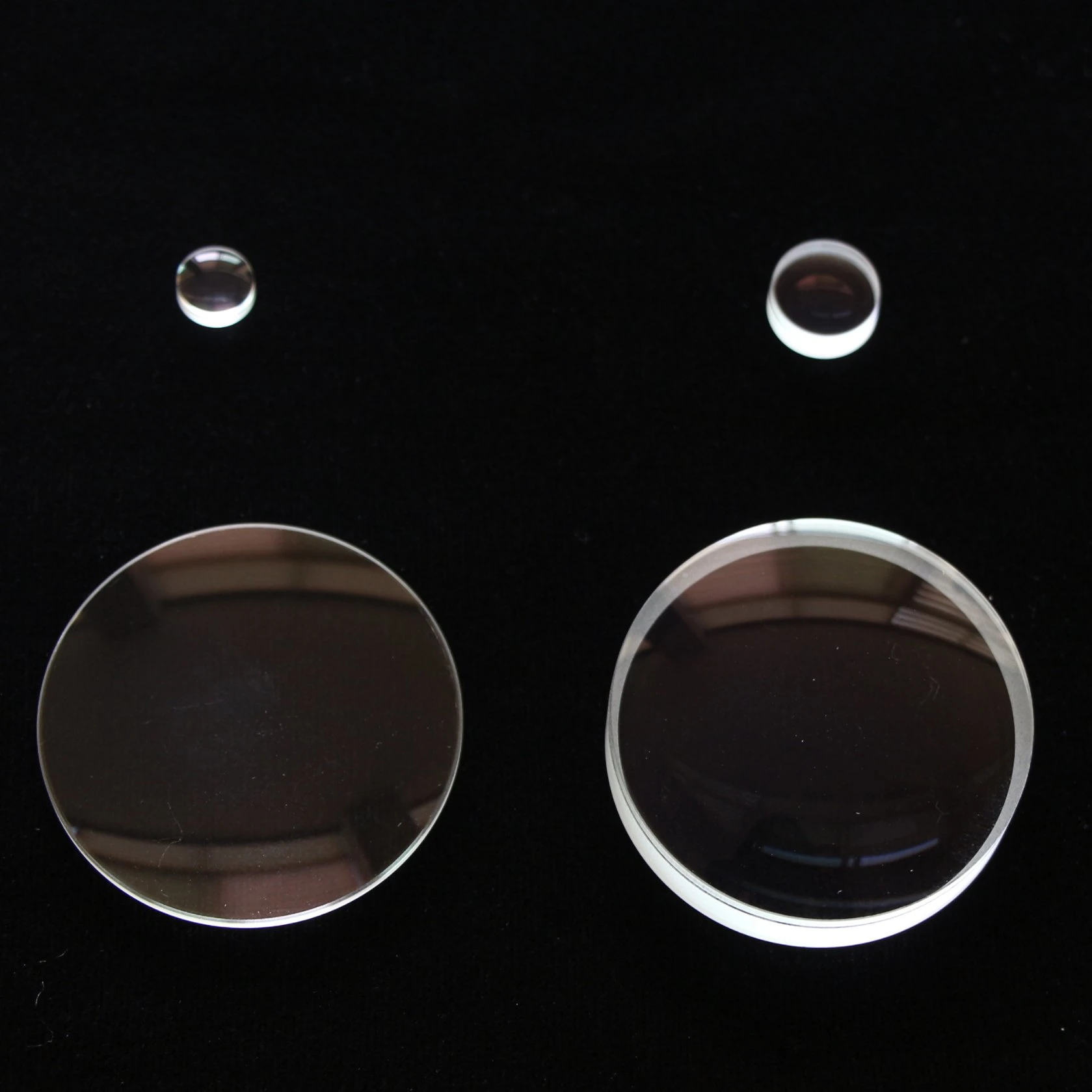 Low Reflectivity for Projector Lens