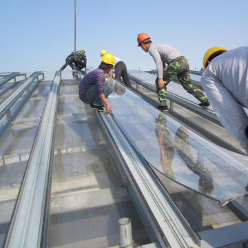 Customized Polycarbonate Sheets for Building Roofing and Greenhouses