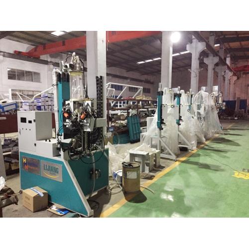 Automatic desiccant filling machine for aluminum bar