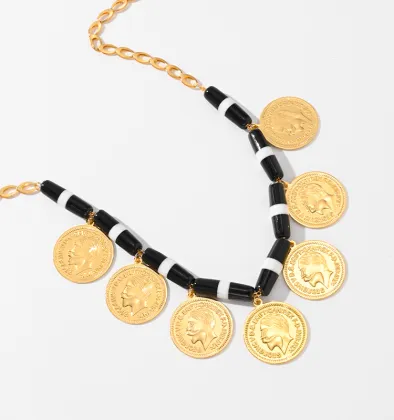 Gold Diamond Necklace with Coin Pendant for Party in Dubai