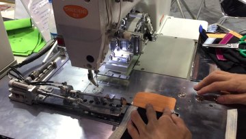 Automatic zigzag sewing Bra making machine
