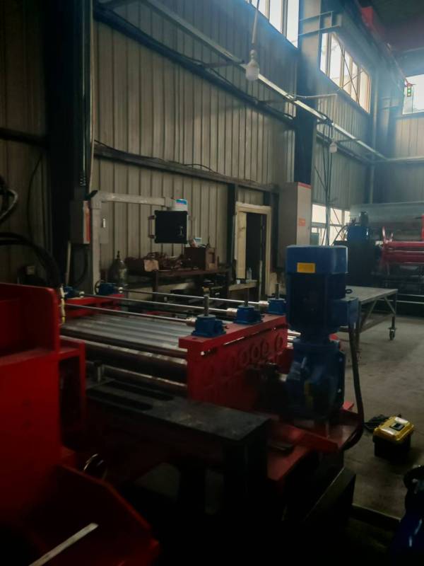 Bridge forming machine
