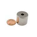 Strong sintered cylinder Neodym Magnet with hole