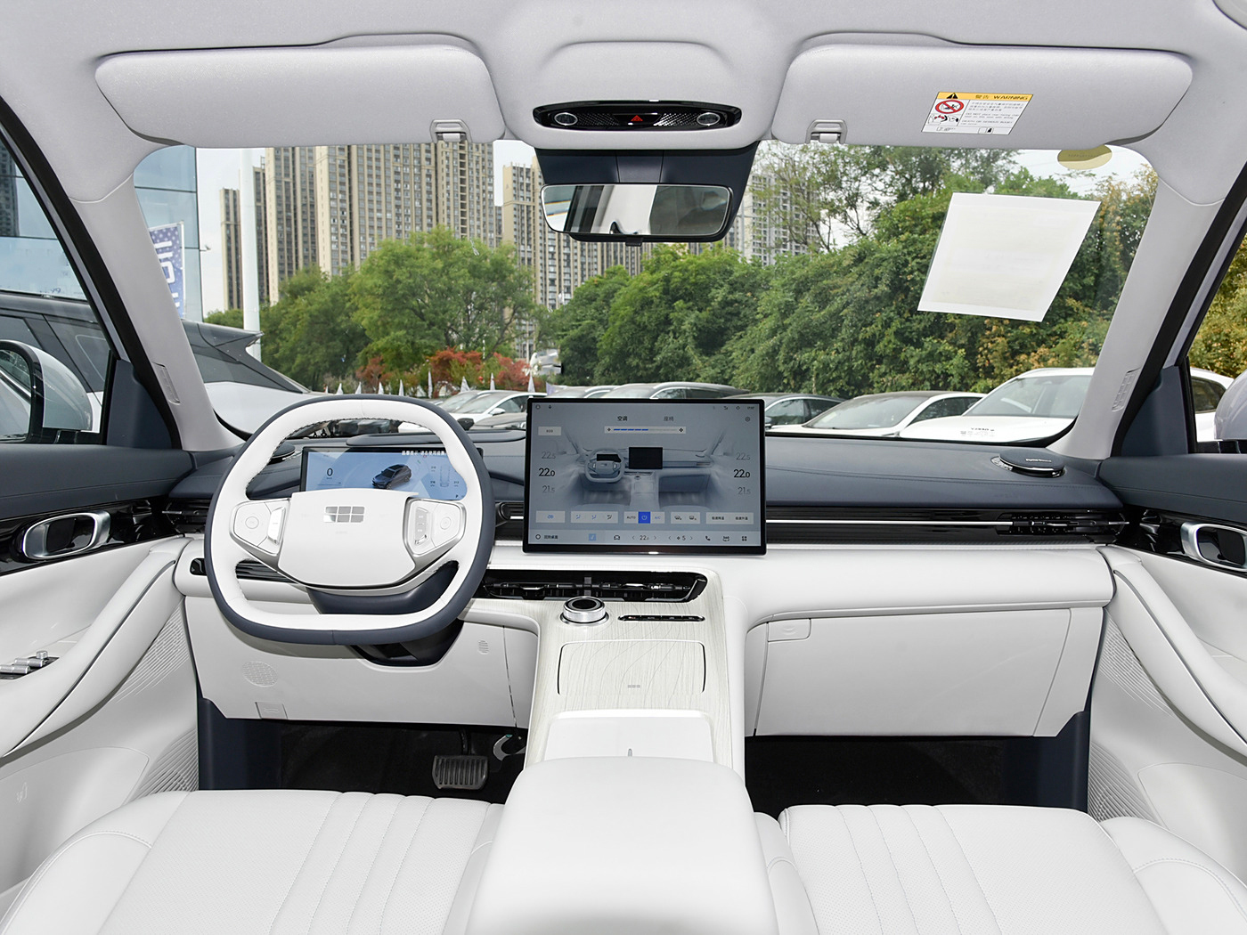 Geely Galaxy E5 interior