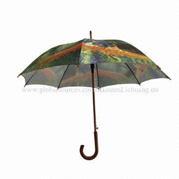 Transfer printed umbrella with wooden shaft and wooden handle