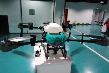 GPS Large Capacity Agricultural drone Crop Sprayer 6-Axis