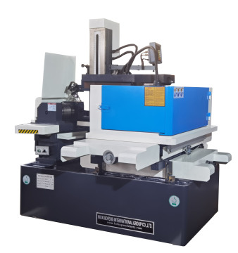 Elektrisk urladdning CNC EDM -tråd skärmaskin