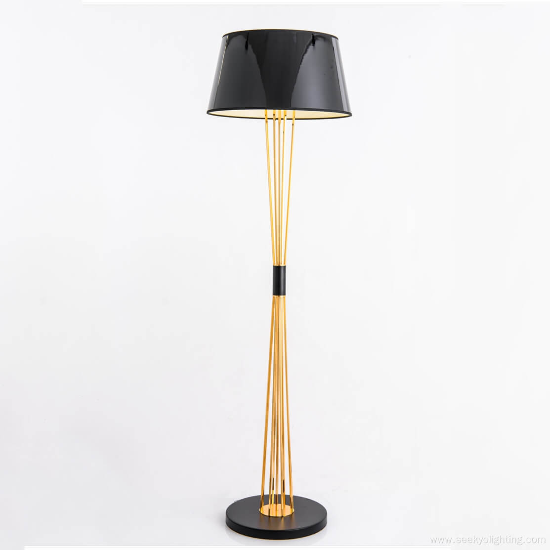 Modern Corner Metal Industrial Living Room Floor Lamp