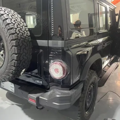 Bestwyll Retractable Step Board for Ineos Grenadier