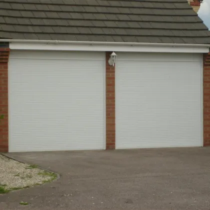 Electric insulated aluminum rolling door