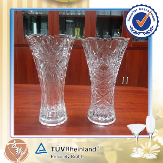 China 235mm high large embossed custom made glass vases