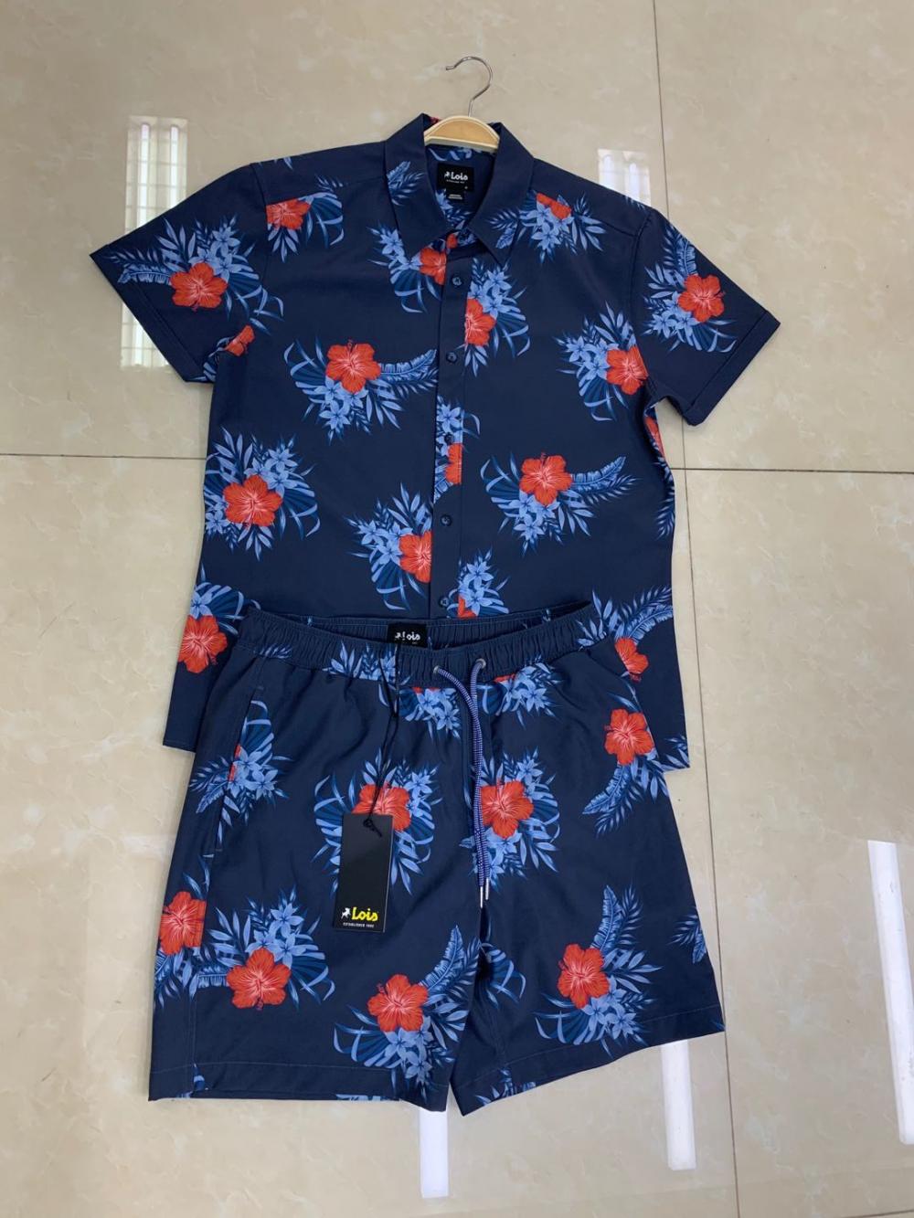 Men's Short-Sleeved Top In Fashion Print